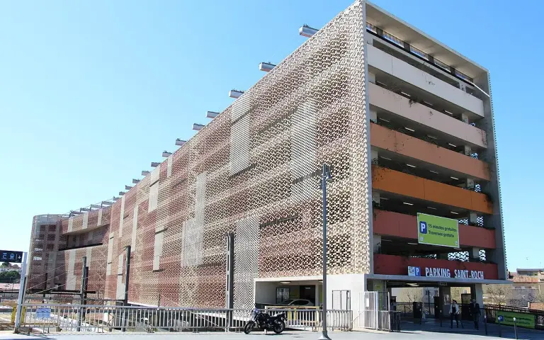Se garer à Montpellier : parkings, P+Tram, zones — le vrai mode d’emploi