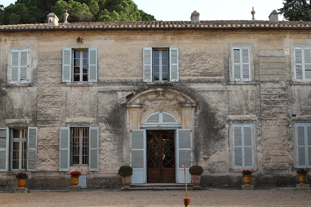 La façade du château de la Mogère, folie montpelliéraine du XVIIIe siècle, en bordure du quartier Cambacérès